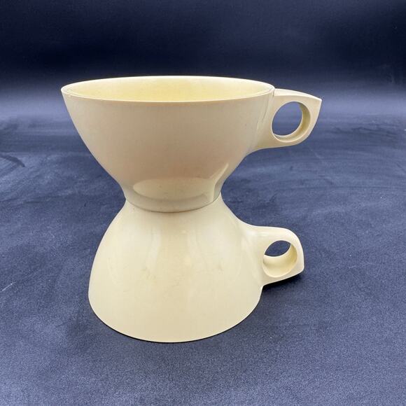 Vintage Boontonware Yellow Coffee Cups Melmac - Picture 11 of 13